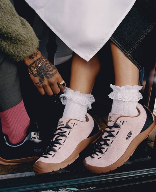 Women's Jasper Sneaker x Highsnobiety  |  Black/Gum - Image 9