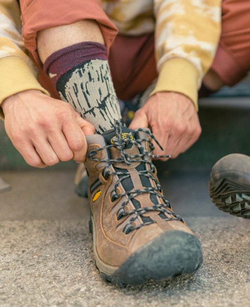Men's Targhee II Waterproof Mid Wide  |  Canteen/Dark Olive - Image 8